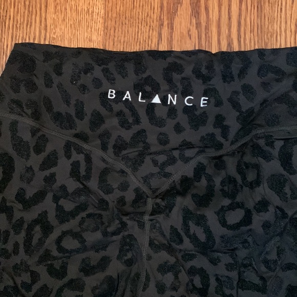 Balance Athletica Lux Pant - Picture 5 of 6